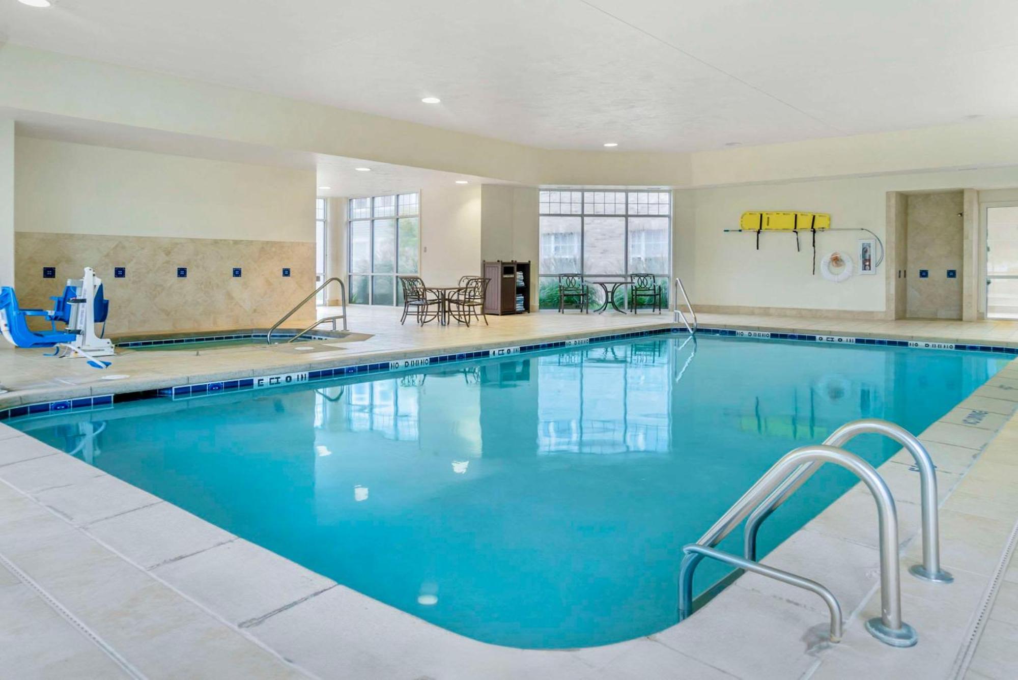 Comfort Inn Plainwell Kültér fotó